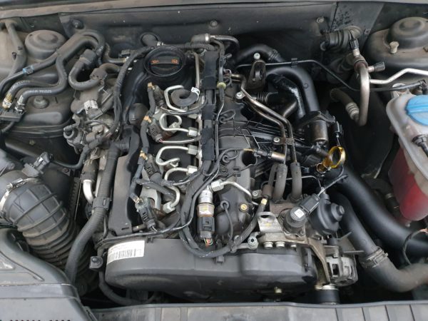 AUDI A4 B8 2.0TDI CJC ENGINE
