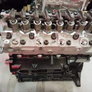 HYUNDAI H100 2.6L D4BB ENGINE (BRAND NEW HEAD AND BLOCK)